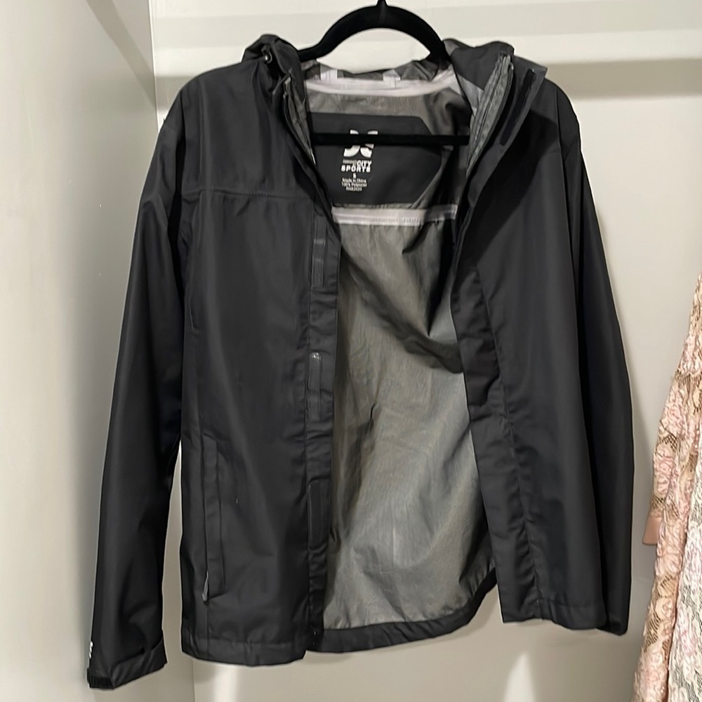 City sports black rain jacket